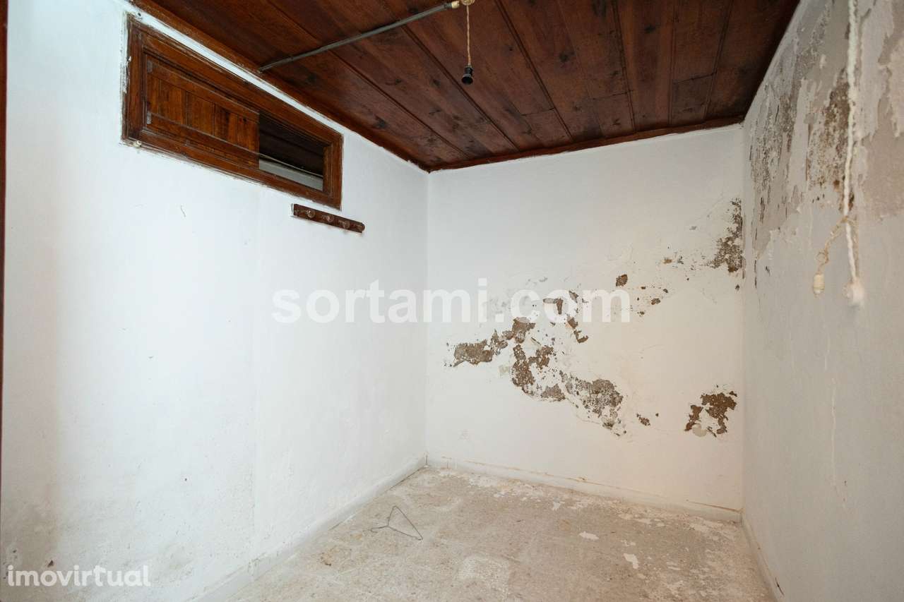 Moradia Devoluta T3 Venda em Faro (Sé e São Pedro),Faro - Grande imagem: 3/34