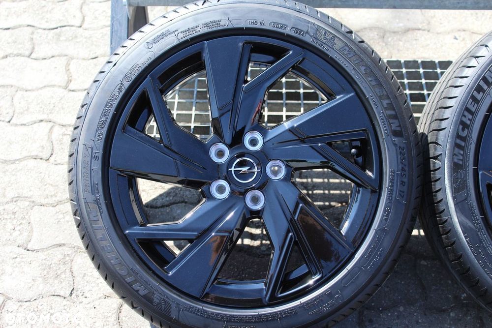 ORYG OPEL ASTRA L 17cali 5x108 ET44 MICHELIN 225/45 - 3