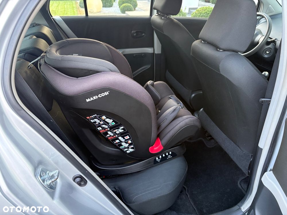 Toyota Yaris 1.33 Sol - 12