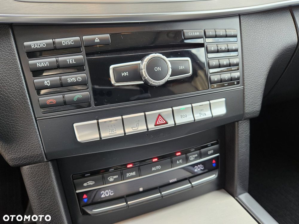Mercedes-Benz Klasa E 250 CDI 7G-TRONIC - 15