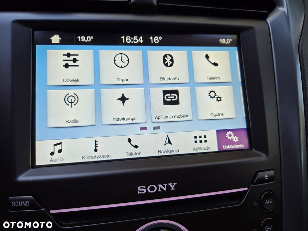 Ford Mondeo - 36