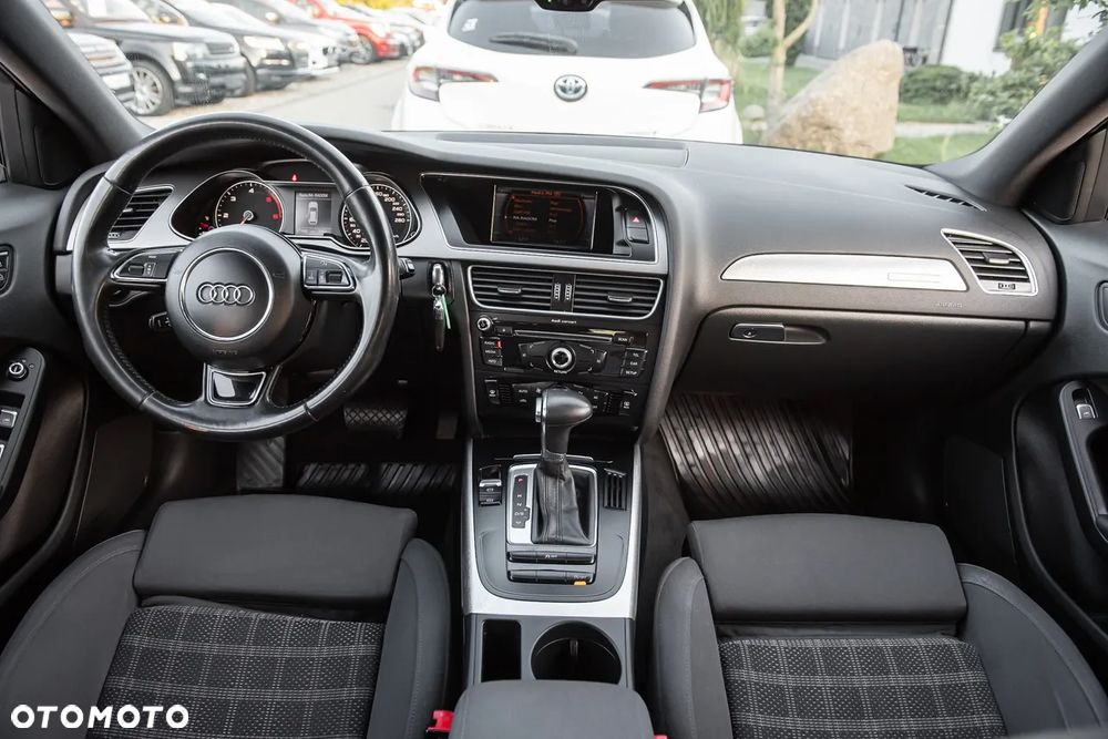 Audi A4 Avant 2.0 TDI DPF quattro S tronic S line Sportpaket - 16