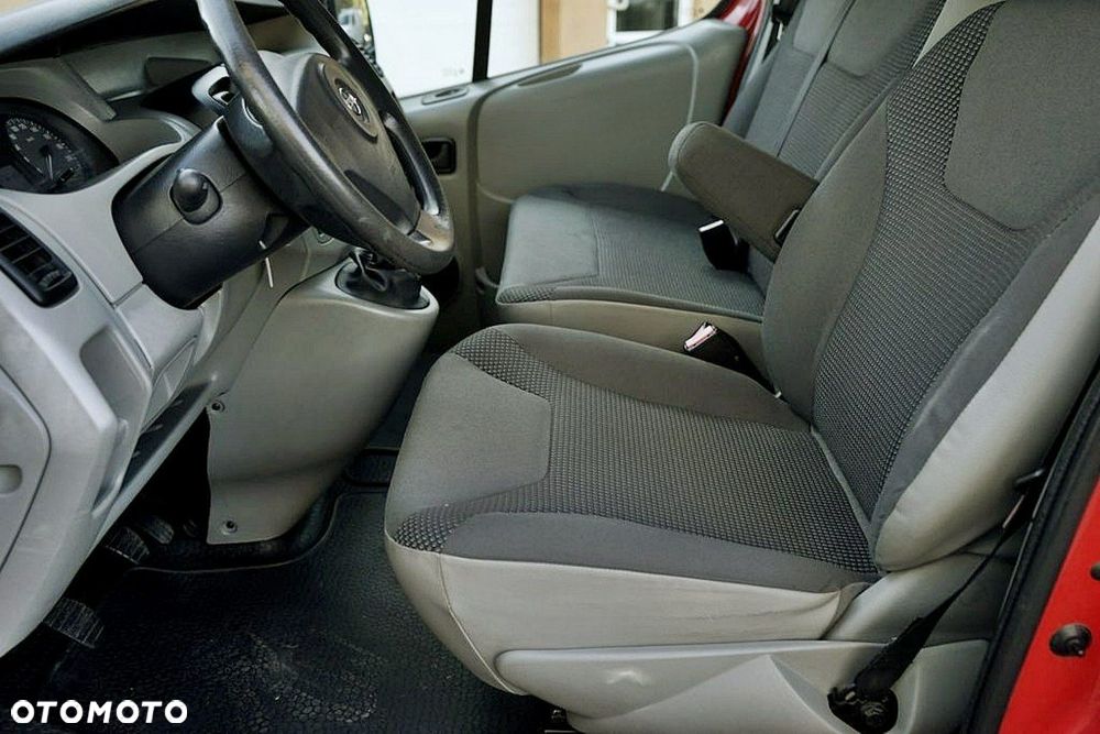 Opel Vivaro - 15