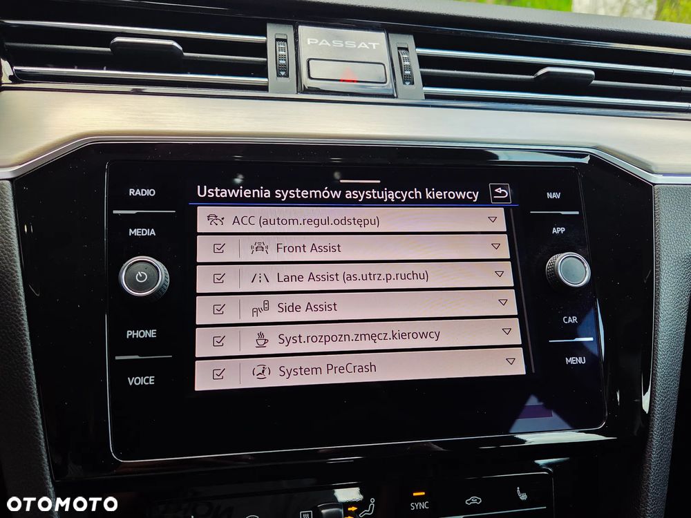 Volkswagen Passat 2.0 TSI Elegance DSG - 21