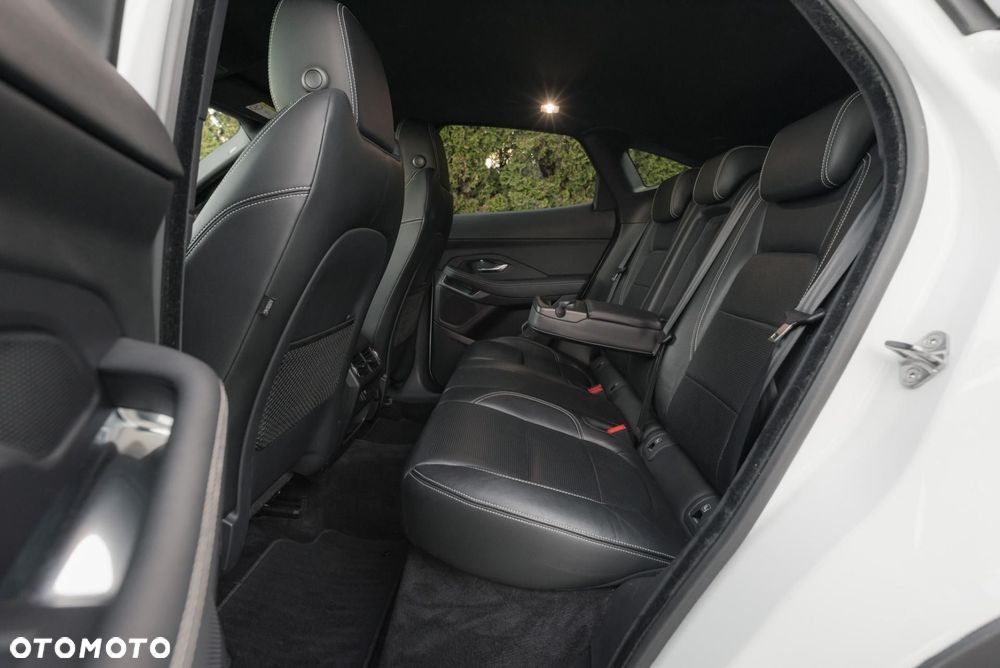 Jaguar E-Pace - 15