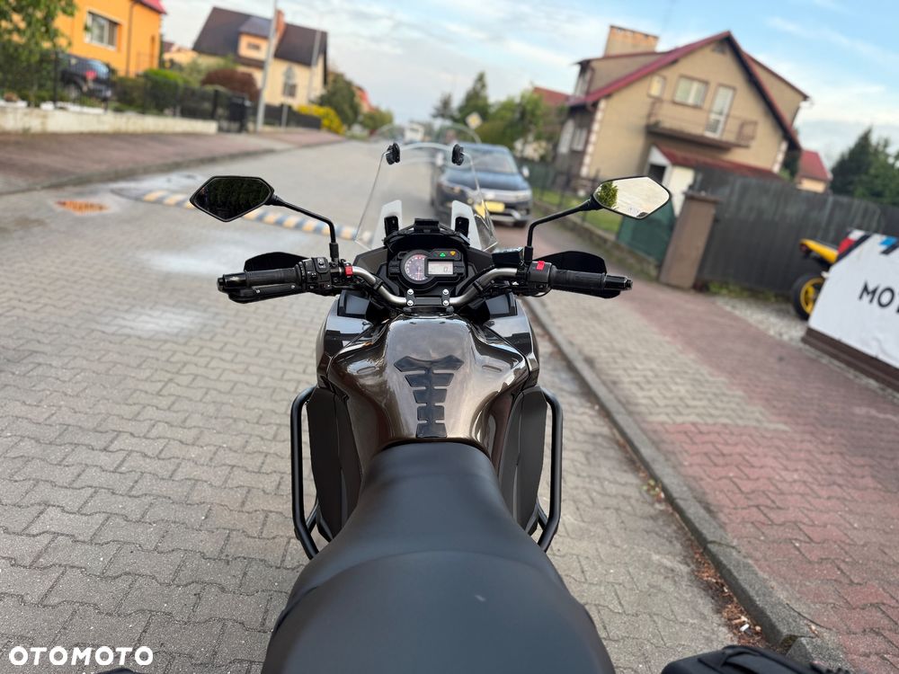Kawasaki Versys 1000 - 10