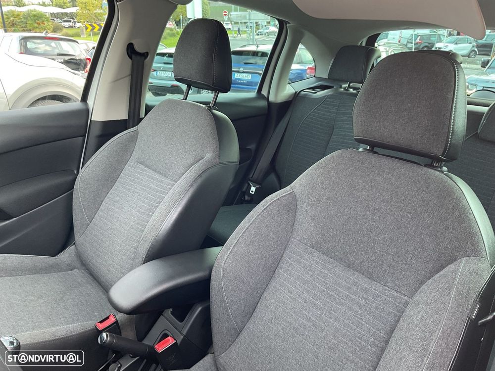 Citroën C3 1.2 PureTech Attraction - 21