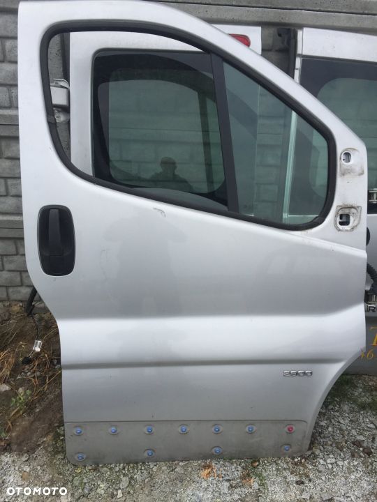 Opel Vivaro 01-07 GOŁE DRZWI PRAWE PRAWY PRZÓD - 1