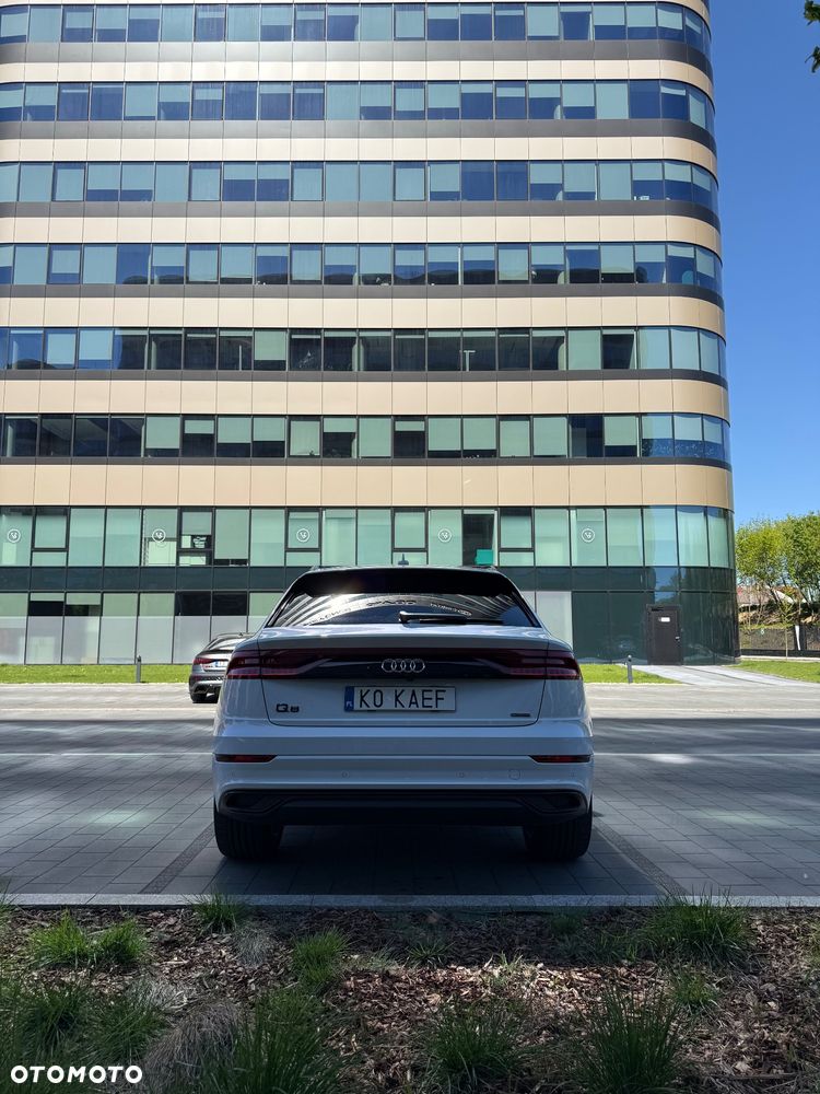 Audi Q8 55 TFSI quattro tiptronic - 7
