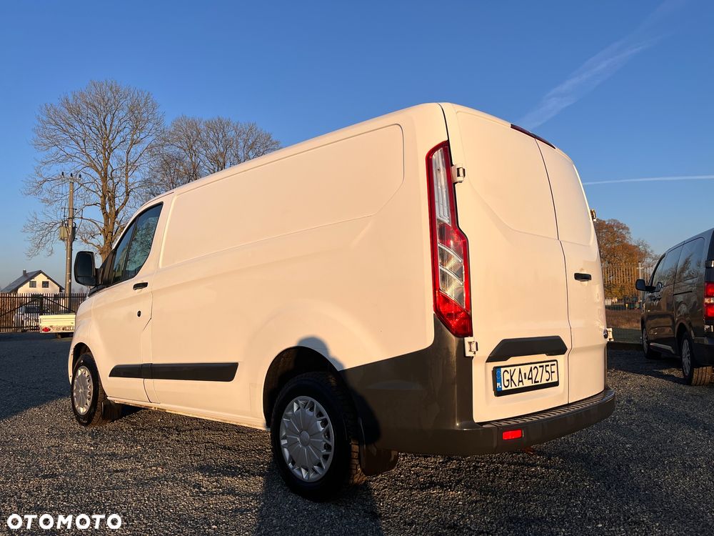 Ford Transit Custom - 13