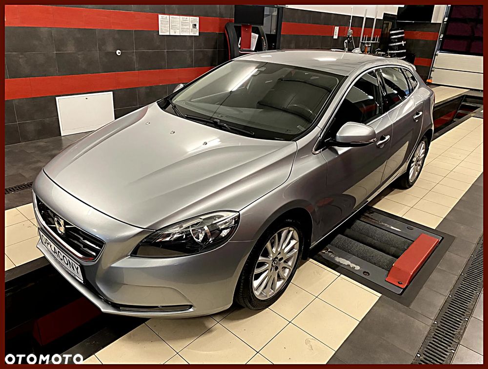 Volvo V40 D2 Base - 1