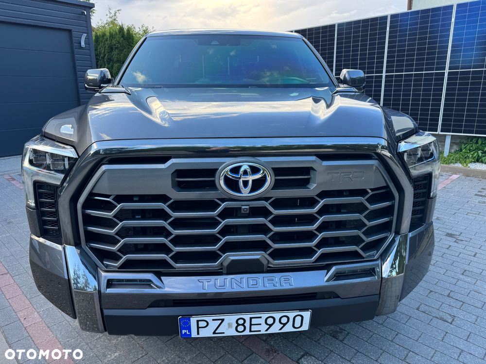 Toyota Tundra - 6