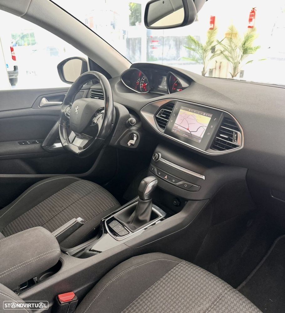 Peugeot 308 SW BlueHDi 120 EAT6 Stop & Start Allure - 14