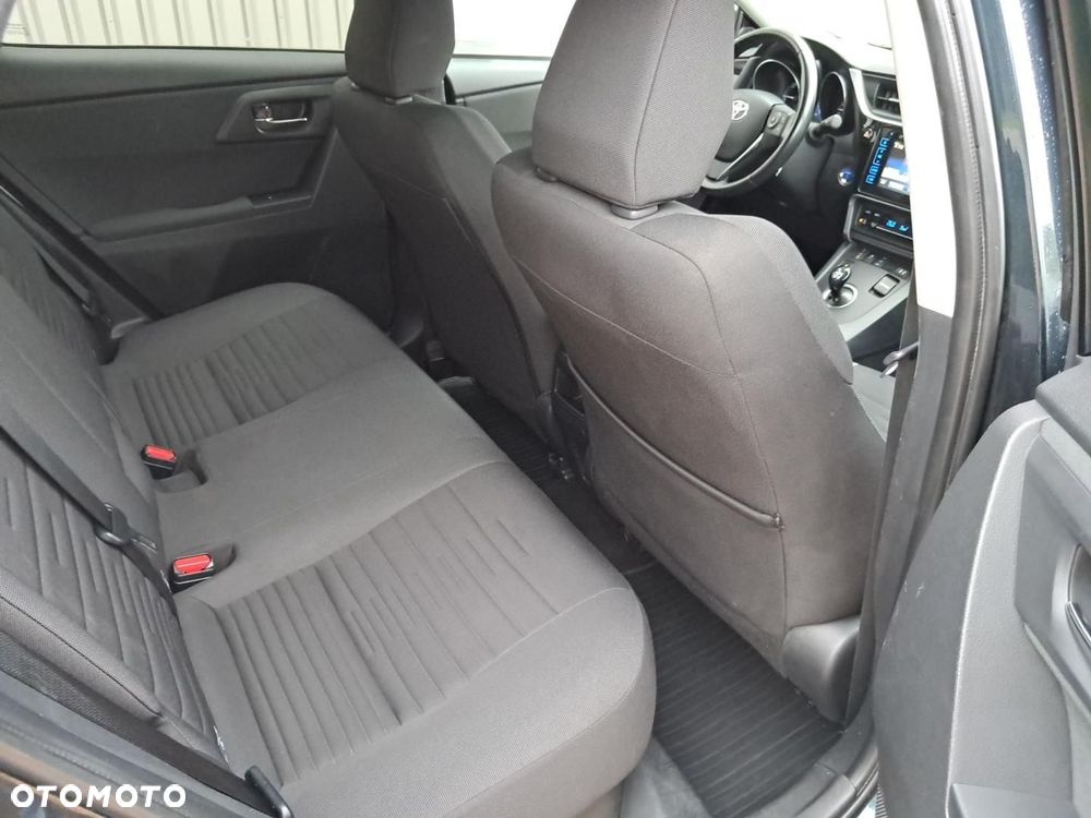 Toyota Auris Hybrid 135 Comfort - 11