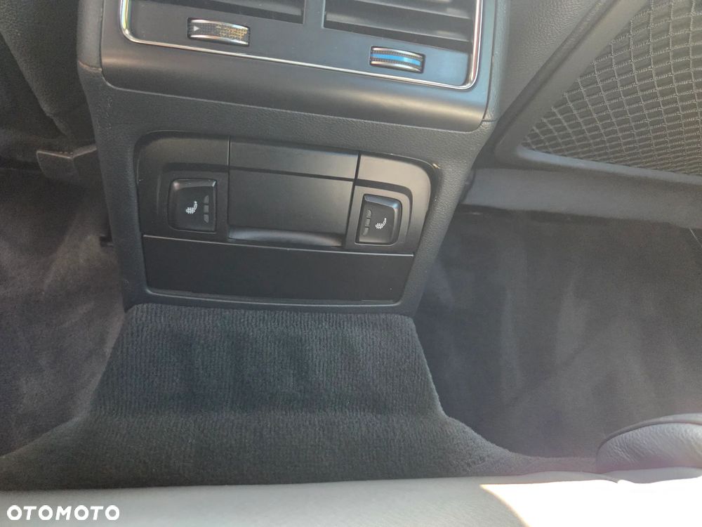 Audi A4 Avant 2.0 TDI DPF quattro S tronic Attraction - 16