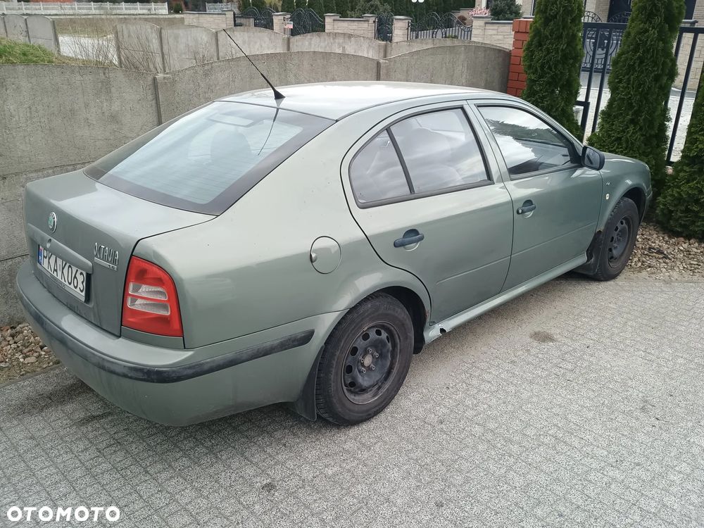 Skoda Octavia 1.6 Classic - 6