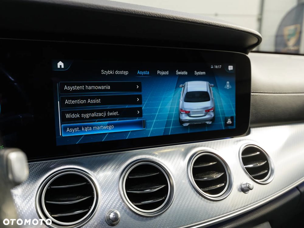 Mercedes-Benz Klasa E 220 d 4-Matic AMG - 30