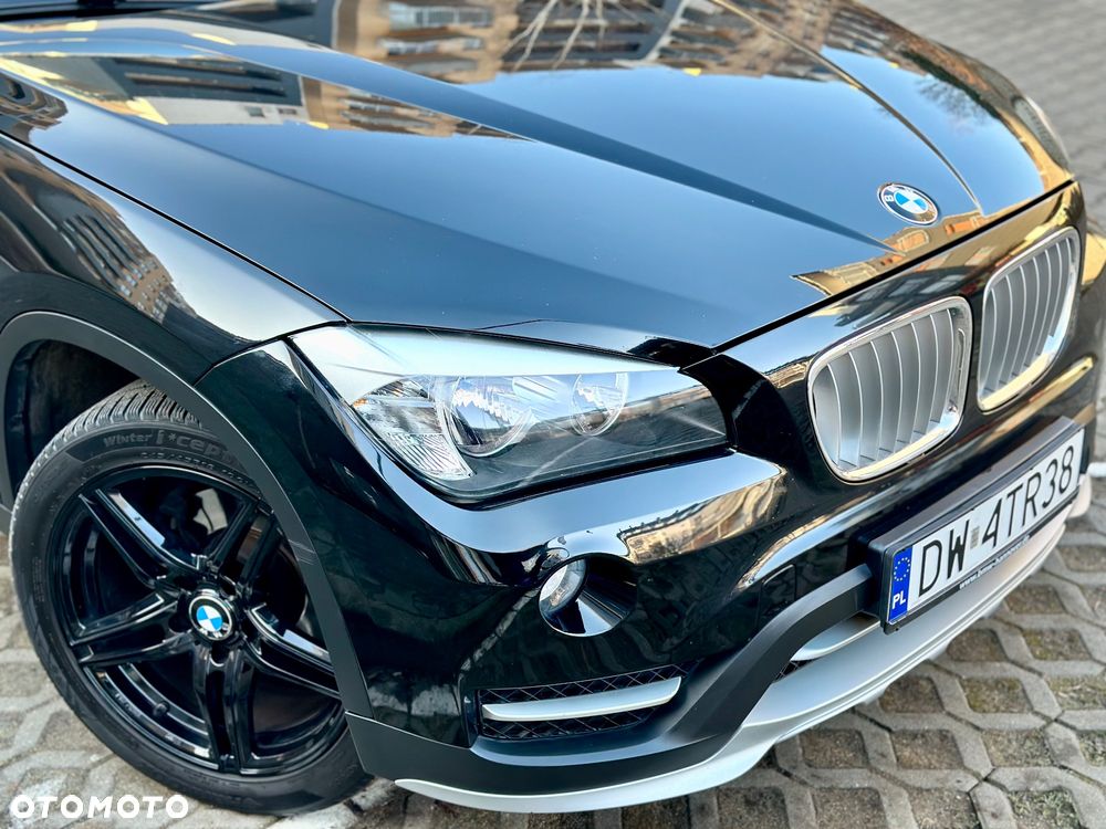 BMW X1 sDrive18d xLine - 32