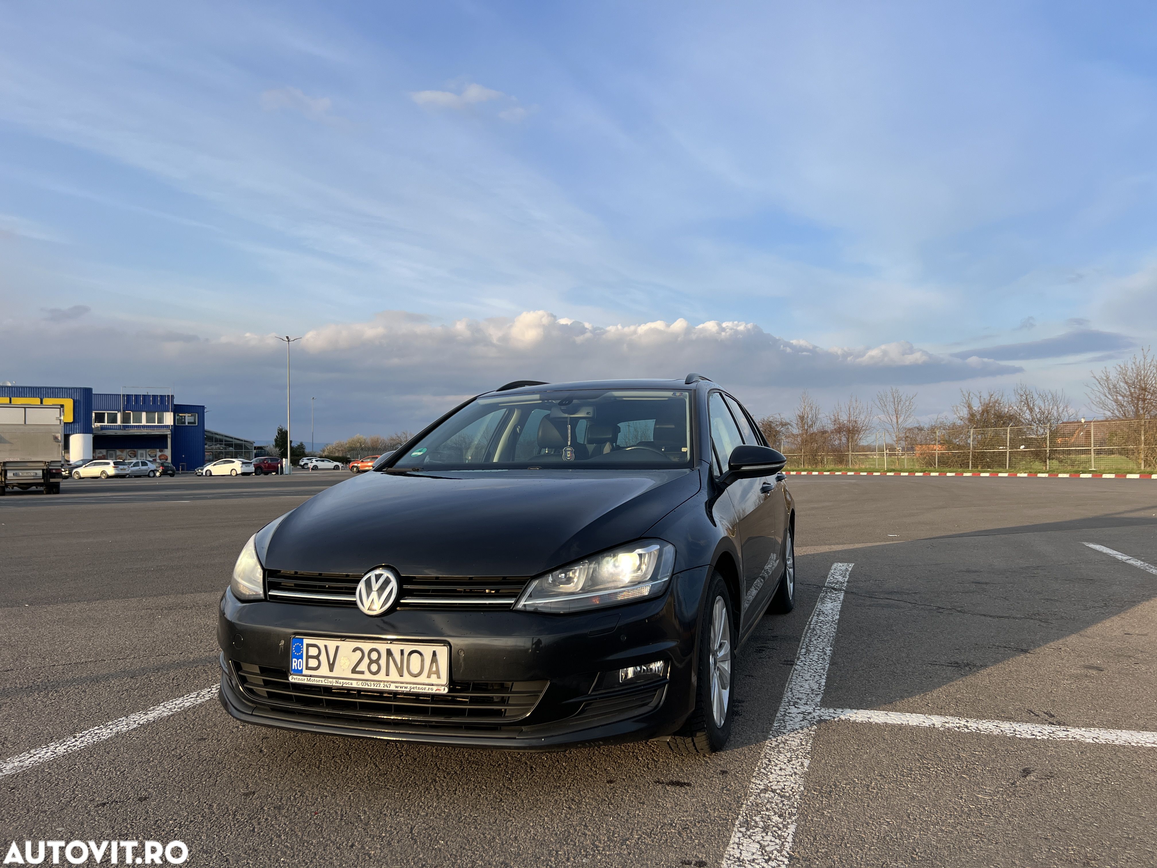 Volkswagen Golf Variant 1.6 BlueTDI DSG Comfortline - 1