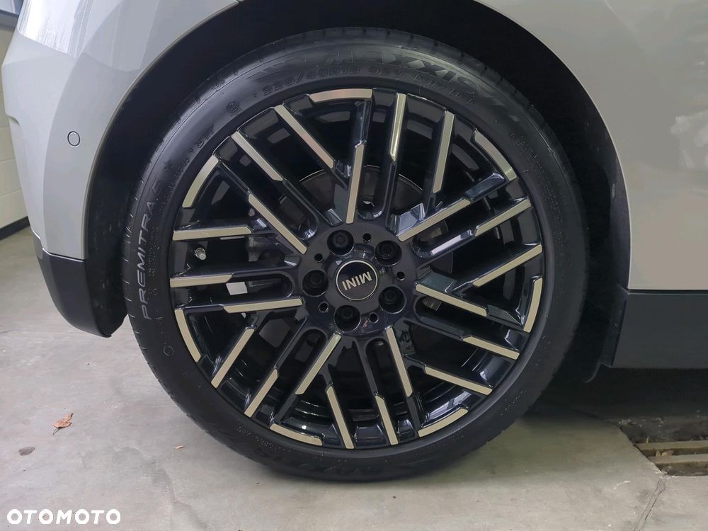 MINI Cooper E 40.7 Linia Favoured - 13