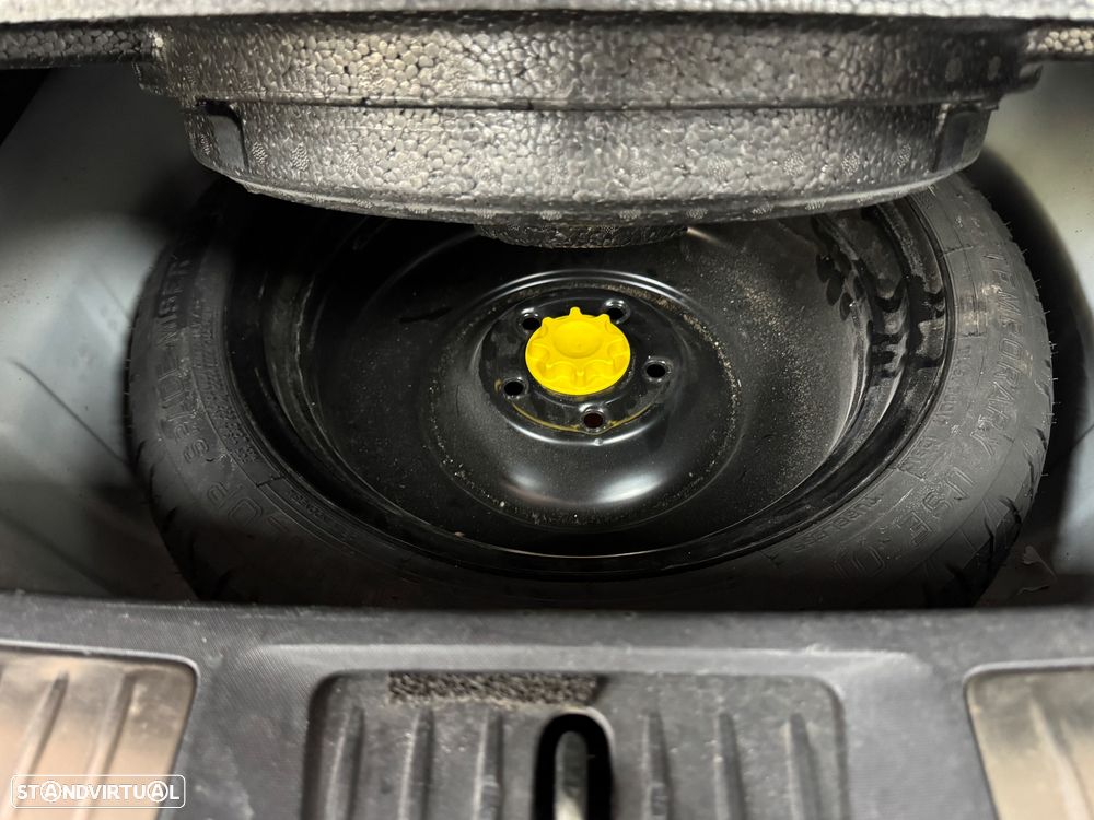 Toyota Avensis SW 2.0 D-4D Exclusive +Pele+GPS - 15
