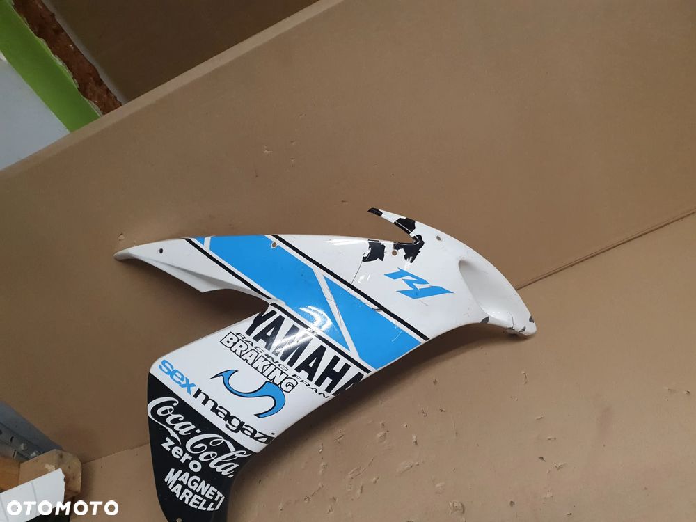 YAMAHA R1 RN12 2004 2006 owiewka prawa bok boczek - 4