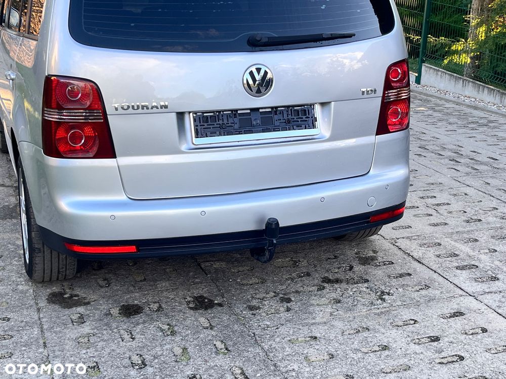 Volkswagen Touran 1.9 TDI DSG Trendline - 29