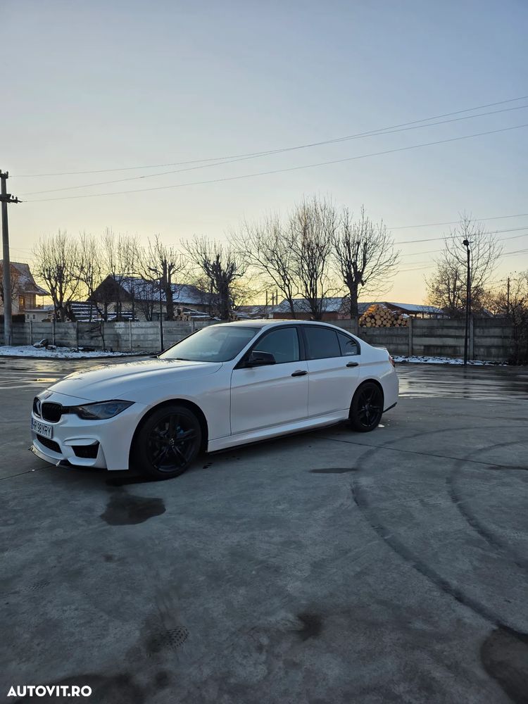 BMW Seria 3 320d - 8