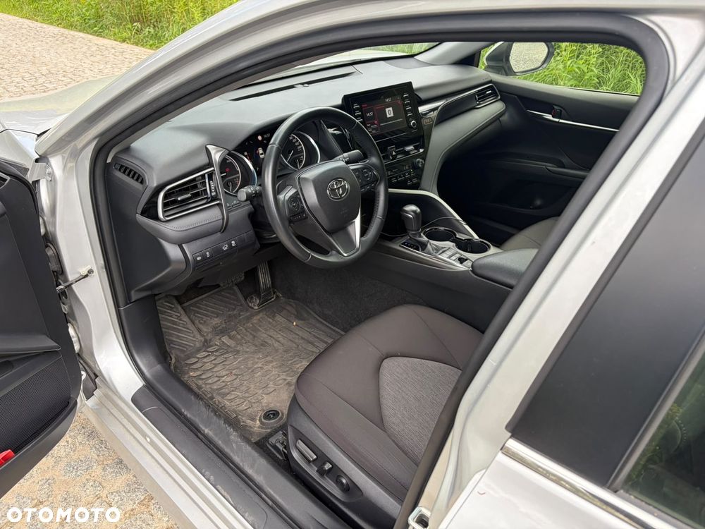 Toyota Camry 2.5 Hybrid Comfort CVT - 13