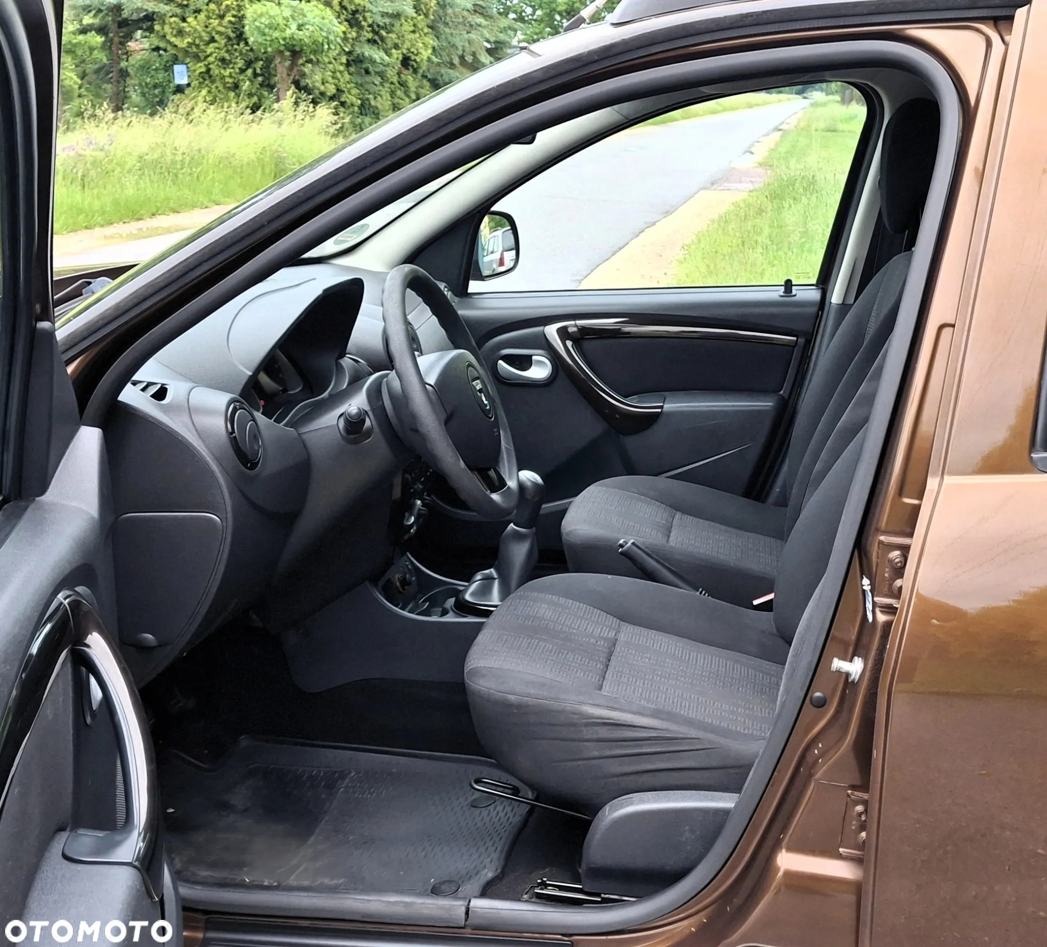 Dacia Duster 1.6 16V 4x2 Laureate - 11