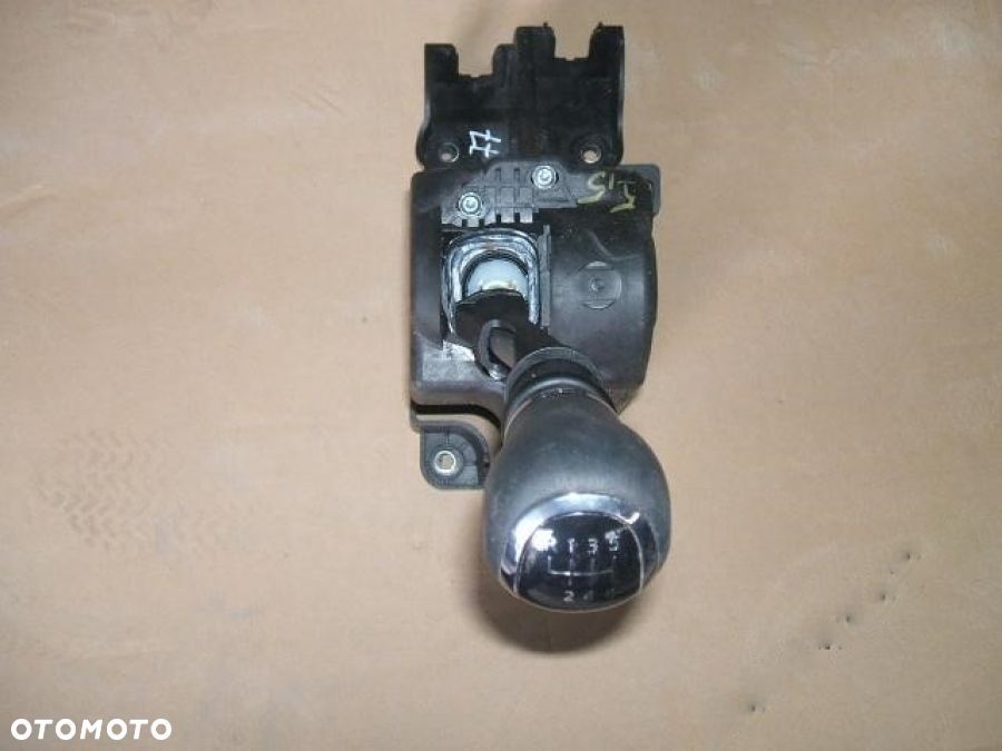 NISSAN PULSAR WYBIERAK DŻWIGNIA BIEGÓW 34101-3ZV0A - 1