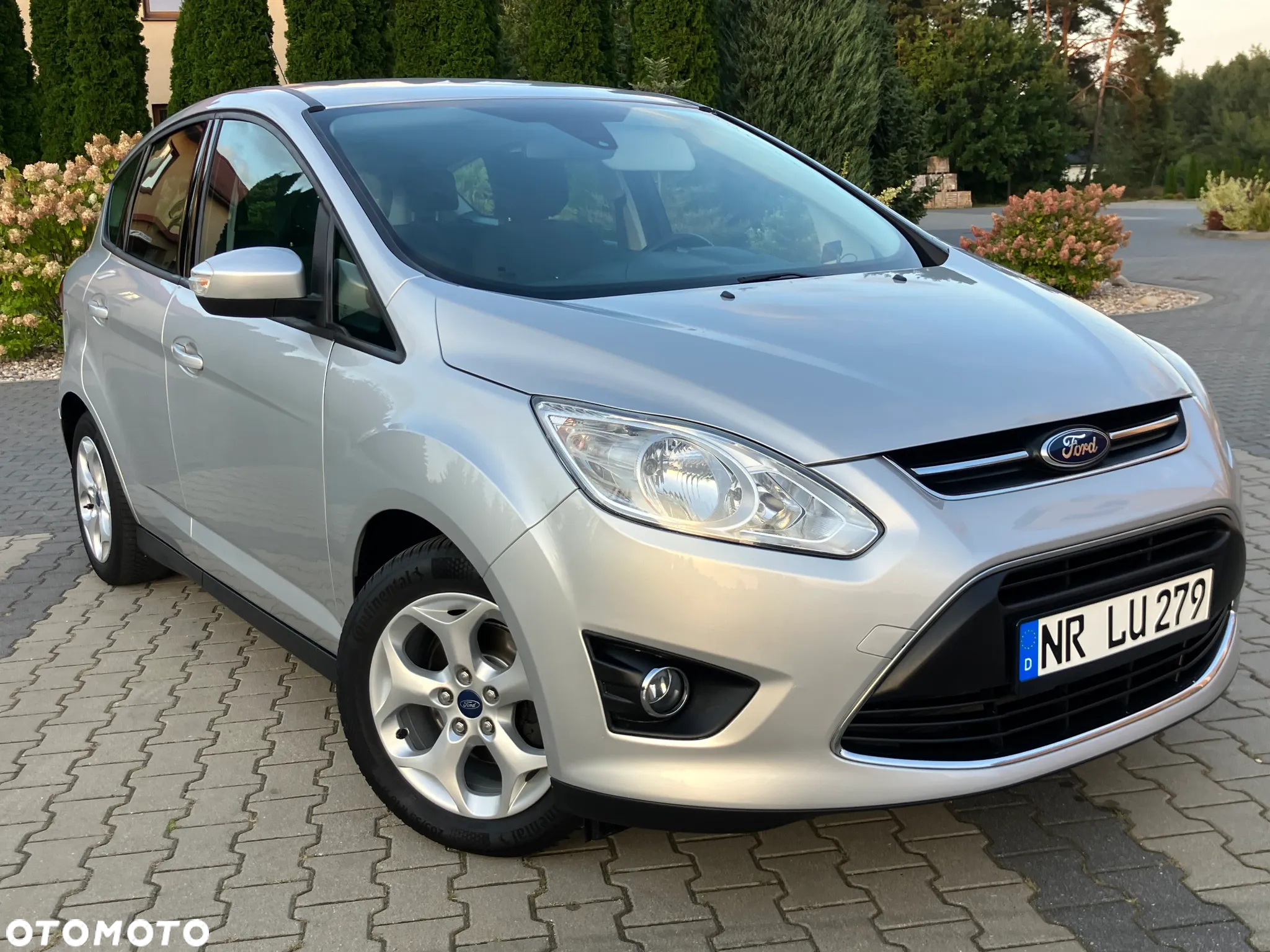 Ford C-MAX 1.6 Ti-VCT SYNC Edition - 13