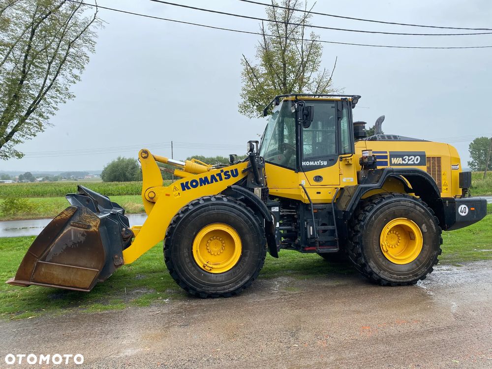 Komatsu WA320 -8, 2019 ROK, TYLKO 1600 MTH, z NIEMIEC, JAK NOWA - 3
