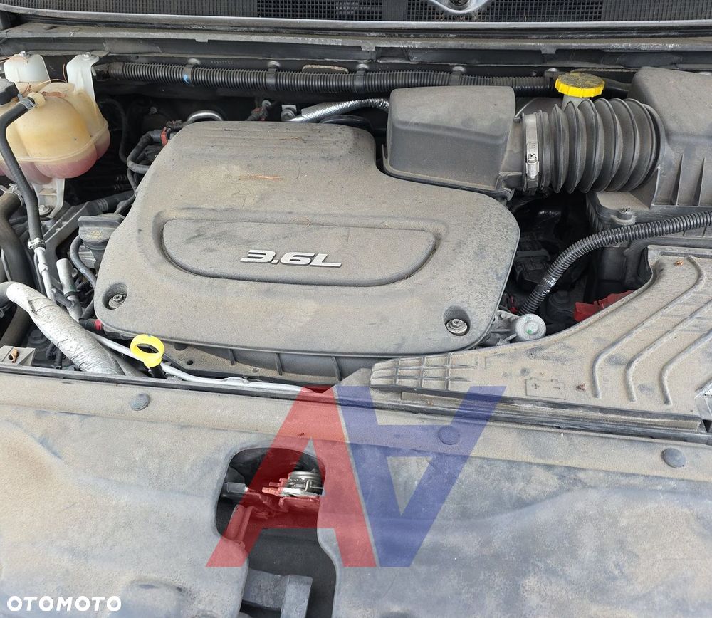 Chrysler Pacifica - 12