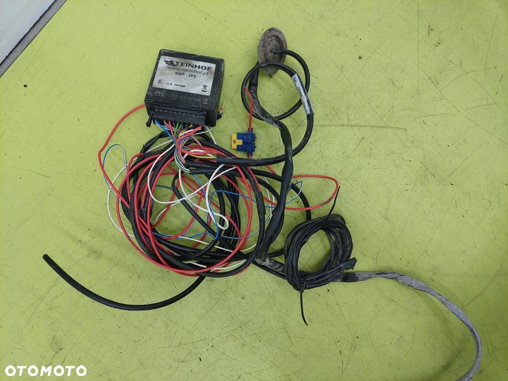 Hak holowniczy Ford C-MAX I 2003-2010 7 PIN - 4