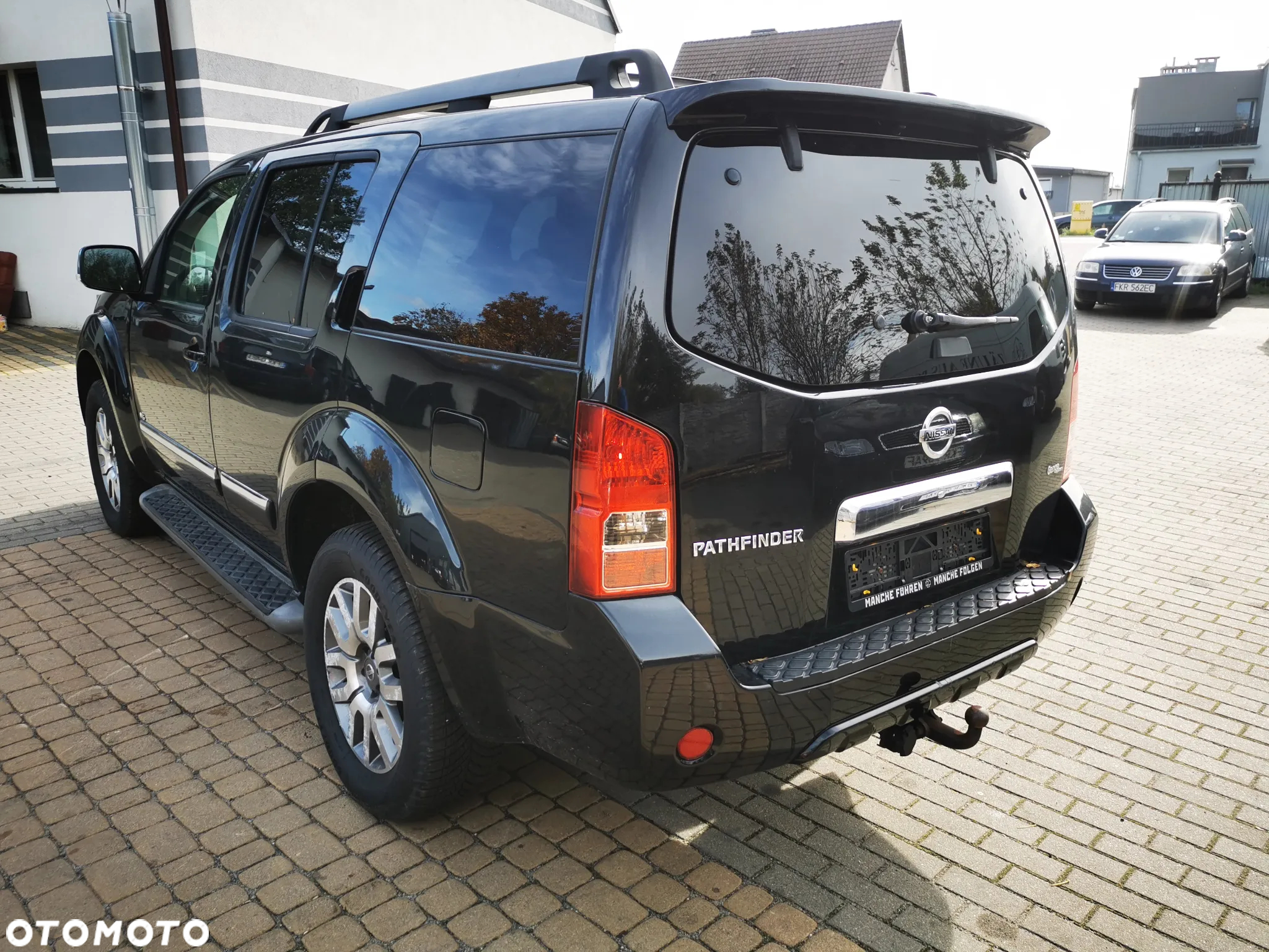 Nissan Pathfinder 3.0 D V6 LE EU5 - 6