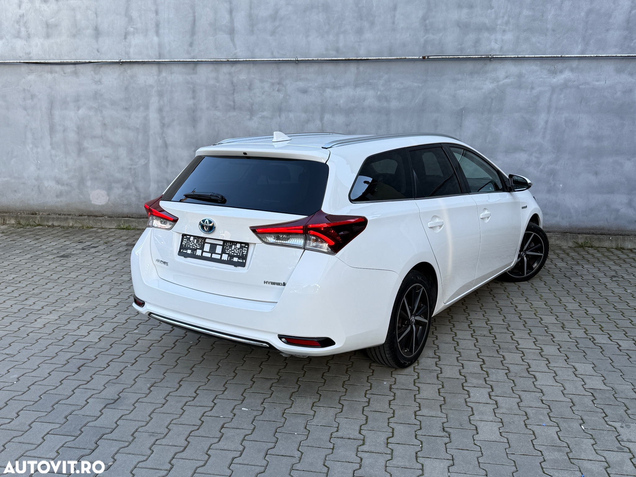 Toyota Auris 1.8 VVT-i Hybrid Automatik Comfort - 15