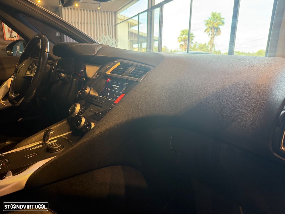 Citroën DS5 2.0 HDi Hybrid4 Sport Chic CMP6 - 33