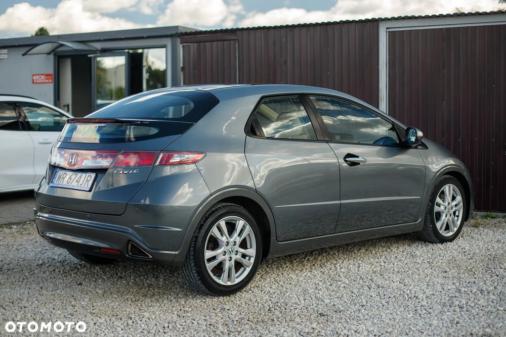 Honda Civic 1.8i-VTEC Executive - 12