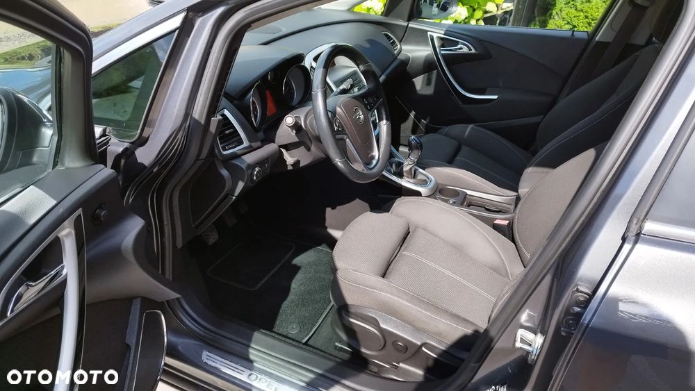 Opel Astra 1.4 T Cosmo - 15