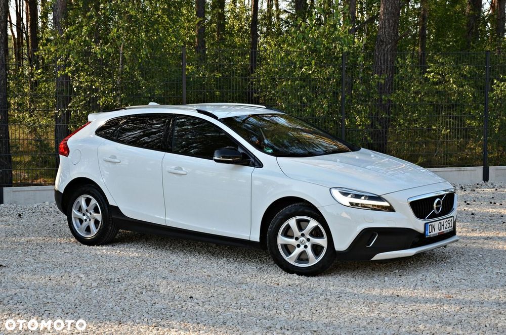 Volvo V40 Cross Country T3 Drive-E Summum - 16