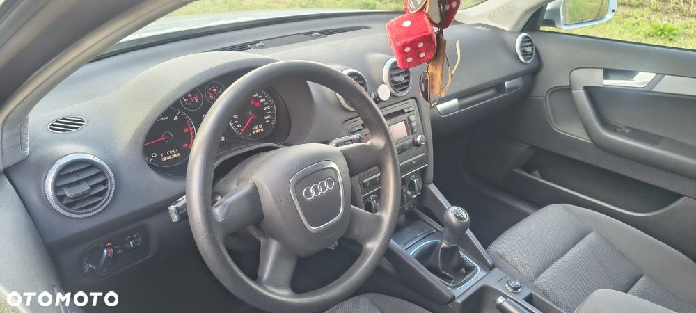 Audi A3 Sportback - 4