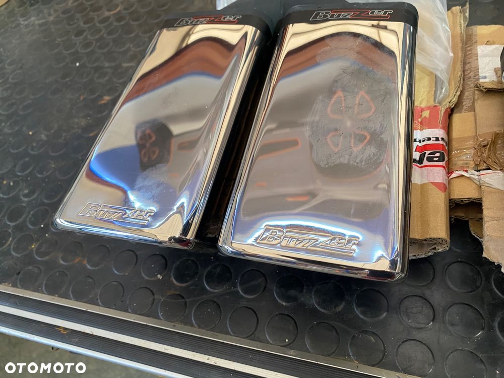 Buzzer PODWÓJNA KOŃCÓWKA WYDECHU RURY WYDECHOWEJ PROSTOKĄTNA 2 x PODWÓJNE KOŃCÓWKI  WYDECHU  PROSTOKĄTNE FIRMY BUZZER prostokąt długa długie z kwasówki blachy nierdzewnej Kwasówka blacha nierdzewna bus do busa Renault Trafic Mercedes vito Volkswagen vw t5 ford custom transit Toyota proace - 13