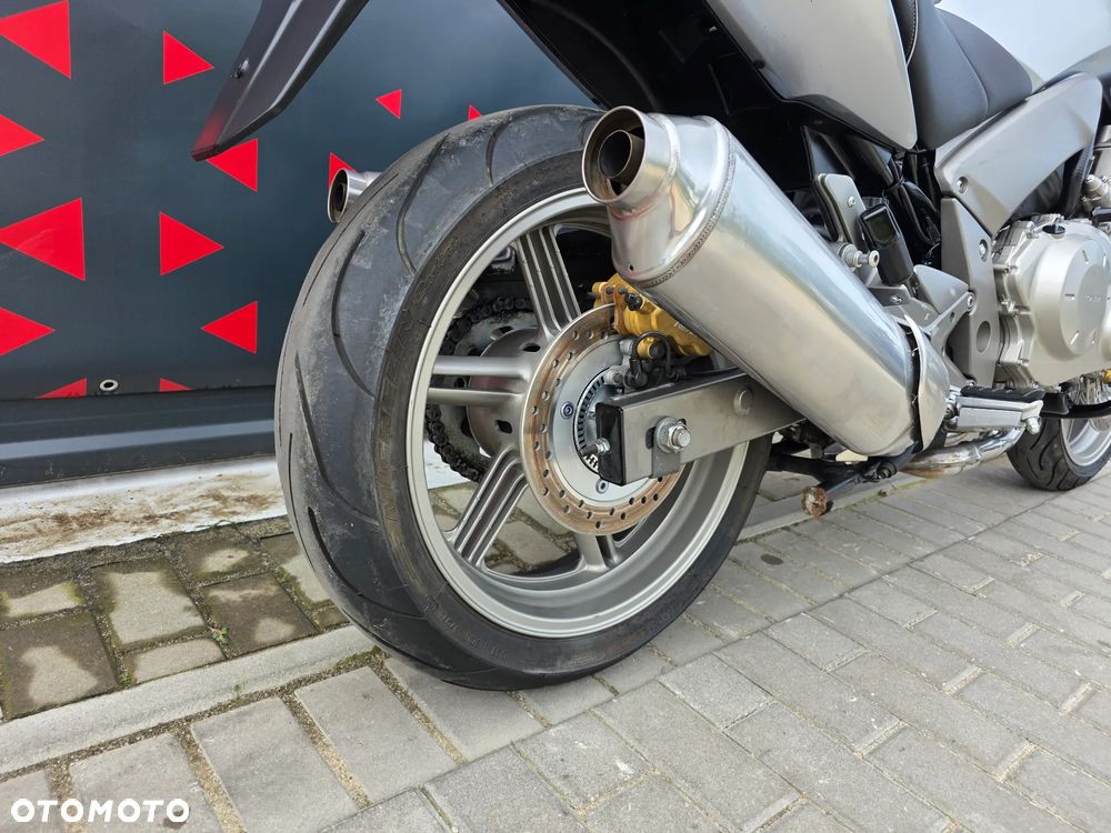 Honda CBF - 21