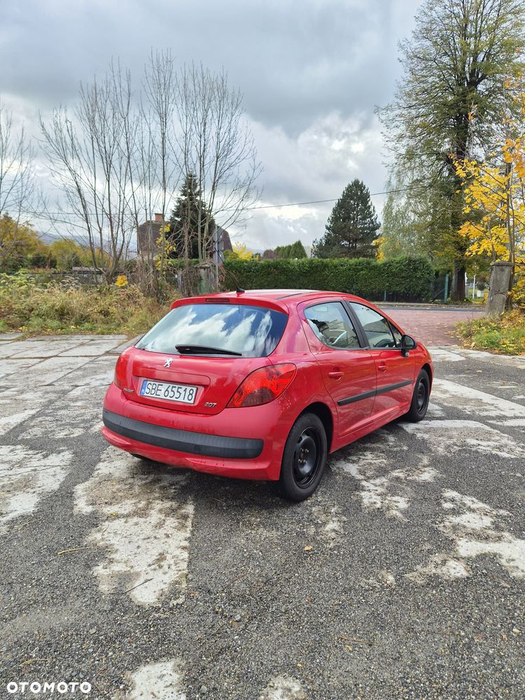Peugeot 207 2008 photo 5