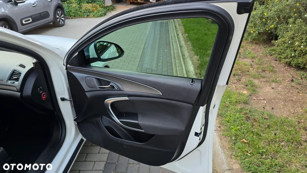Opel Insignia 2.0 CDTI - 14
