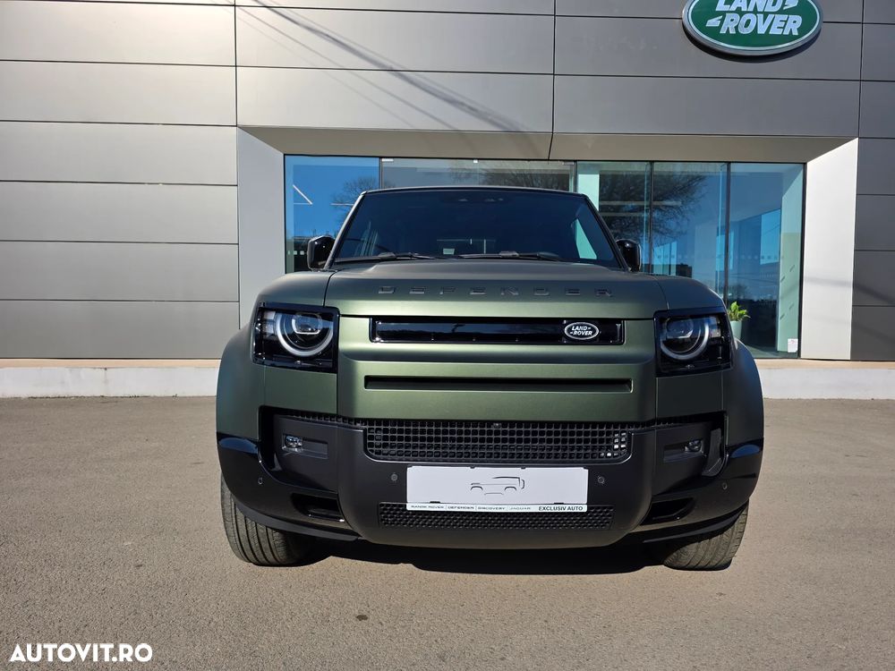 Land Rover Defender - 2