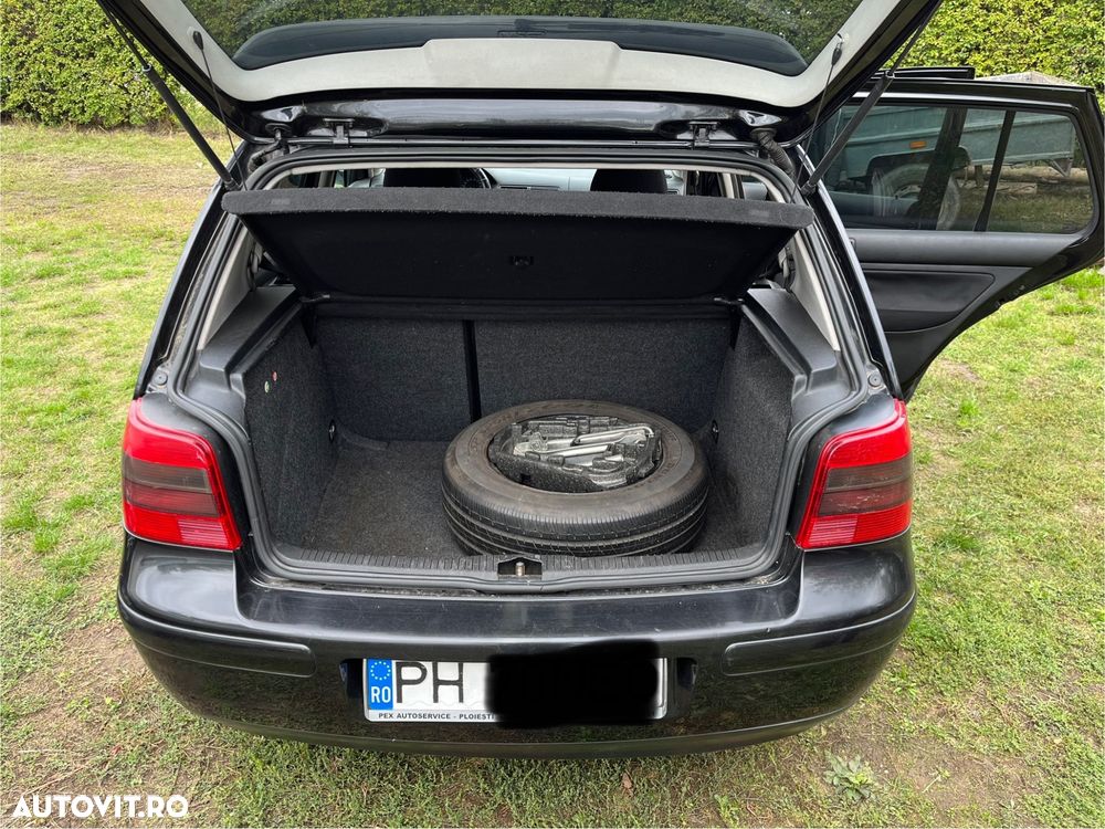 Volkswagen Golf - 9