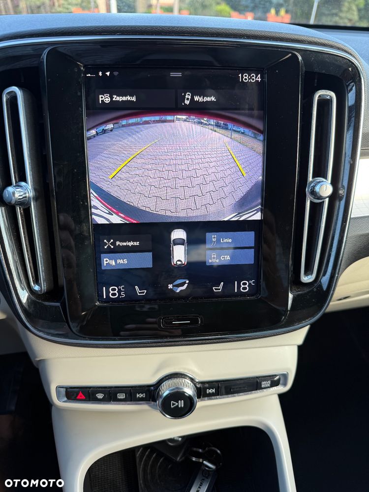 Volvo XC 40 - 6