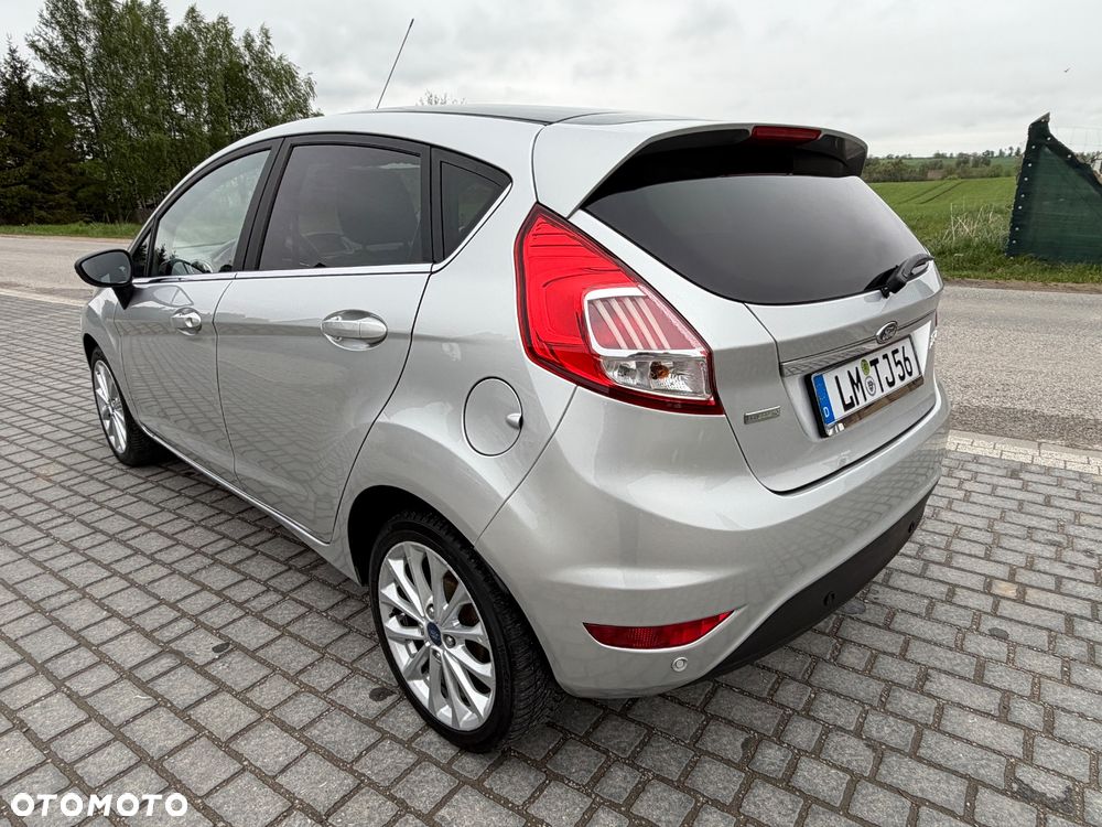 Ford Fiesta 1.0 EcoBoost S&S TITANIUM - 15